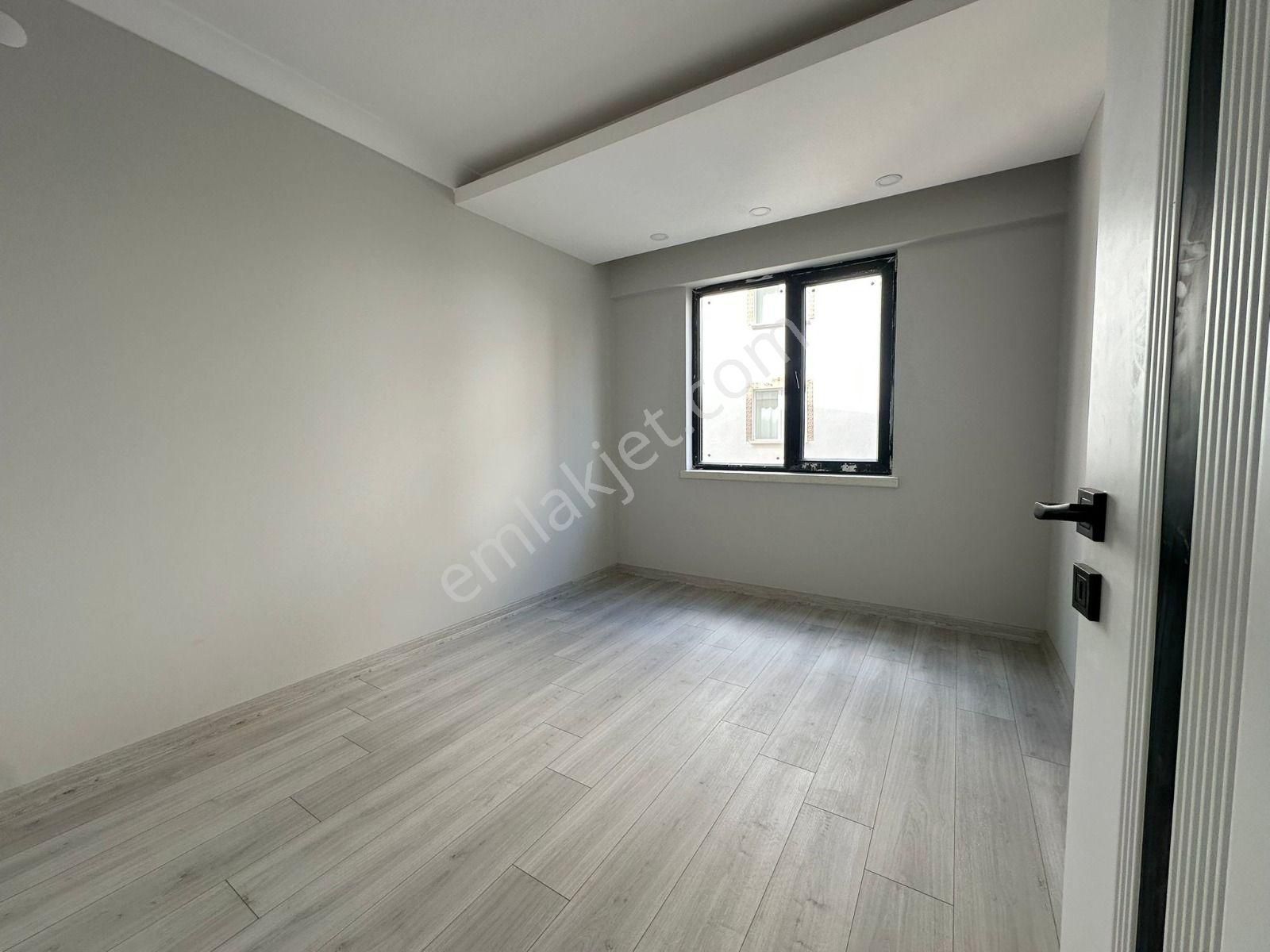 Karapürçek'te Uçaklı Park Yakınında Giyinme Odalı 3+1 Ara Kat Satılık Sıfır Daire !! - Görsel 11