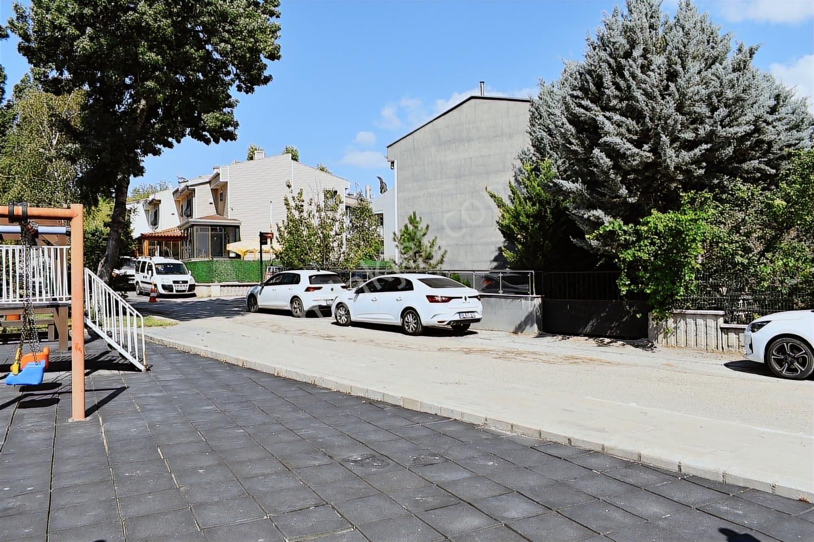 Rıza Acar'dan Velüx Avm Yanında Köşe Bahçeli Full Yapılı Dublex - Görsel 8