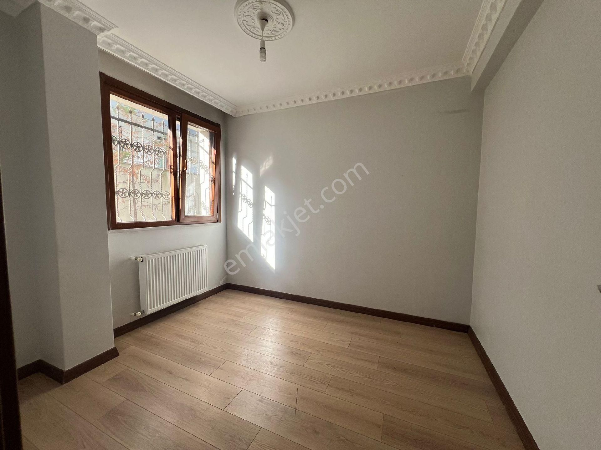 Beylikdüzü Kavaklı Merkezde 2+1 Giriş Kat Bahçe Kullanımı Kiralık - Görsel 4