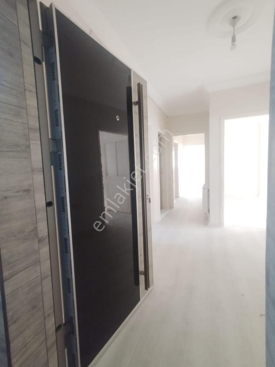 Kenan Evren Kapalı Semt Pazarı Civ 3+1 Doğalgazlı Kiralık Daire - Görsel 16