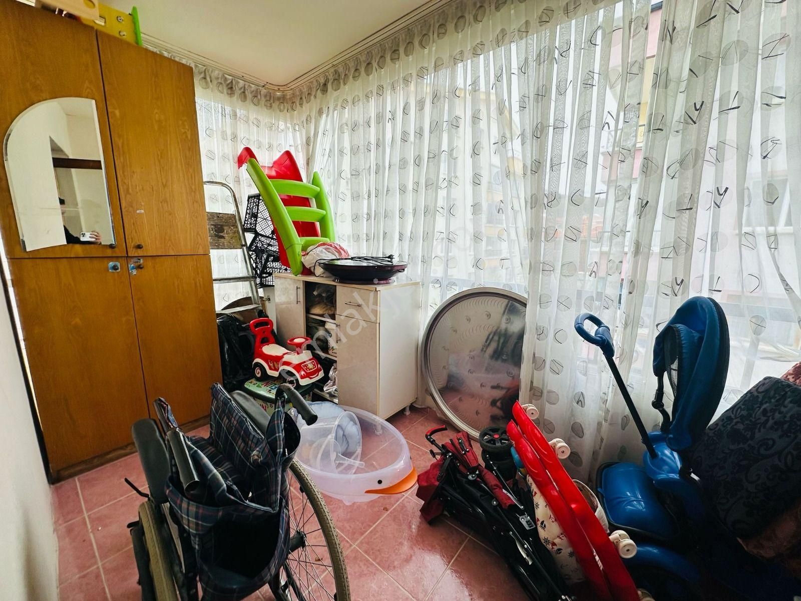 Karapürçek'te Kedili Villa Yakınında 3+1 Ara Katta Satılık Daire !! - Görsel 19