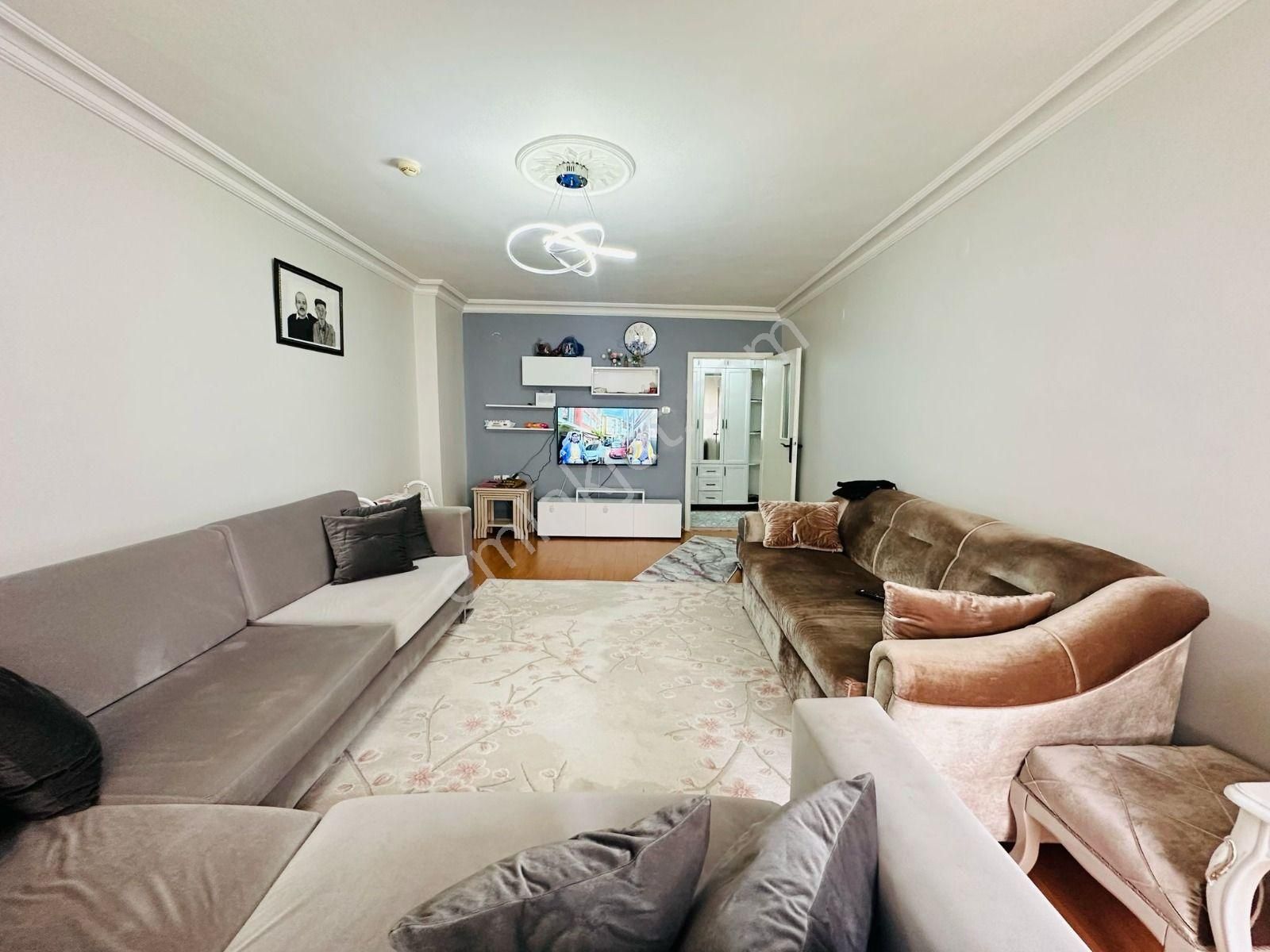 Karapürçek'te Kedili Villa Yakınında 3+1 Ara Katta Satılık Daire !! - Görsel 4