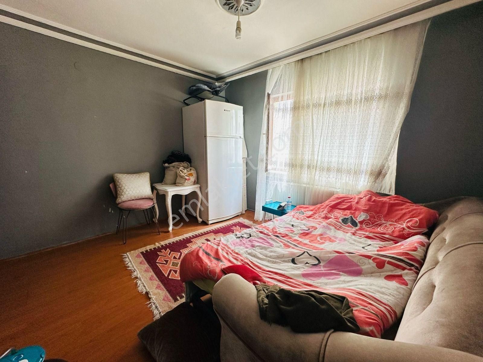 Karapürçek'te Kedili Villa Yakınında 3+1 Ara Katta Satılık Daire !! - Görsel 8