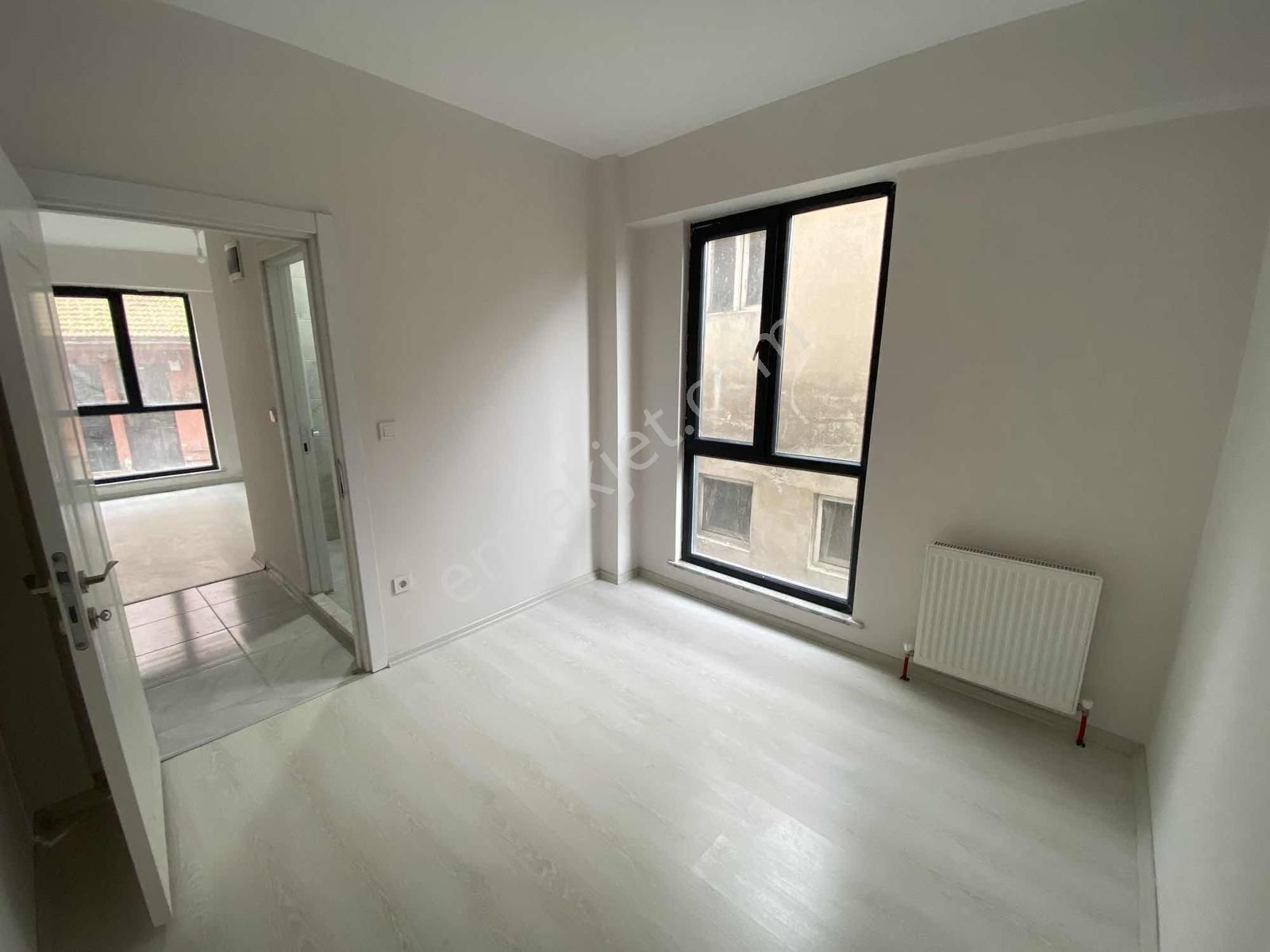 Ana Cadde Dibi Yeni Bina'da 1+1 Sıfır Daire - Görsel 6