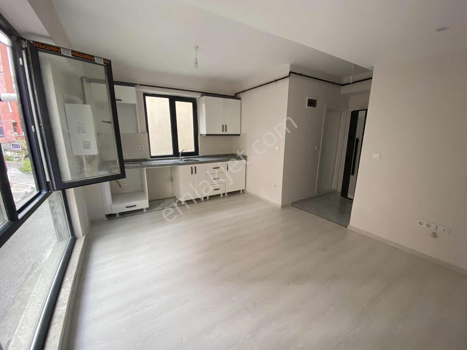 Ana Cadde Dibi Yeni Bina'da 1+1 Sıfır Daire - Görsel 18