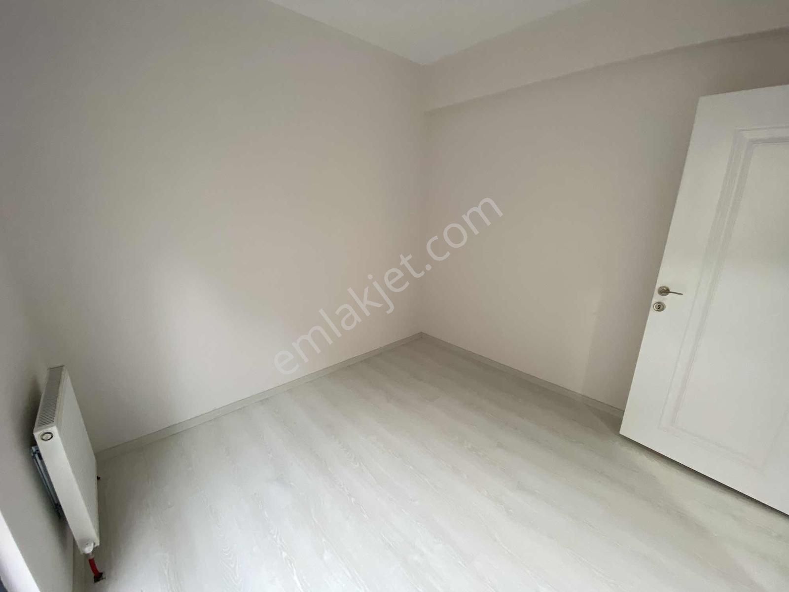 Ana Cadde Dibi Yeni Bina'da 1+1 Sıfır Daire - Görsel 19