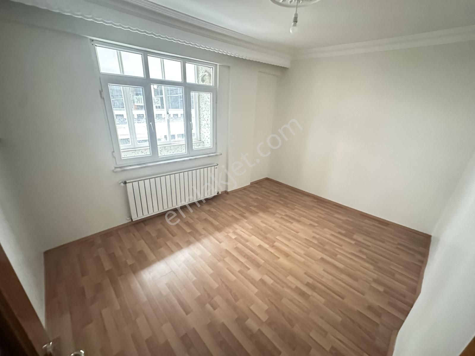 Şeref Emlak Satılık 3+1 Daire 4,650,000 Tl - Görsel 15