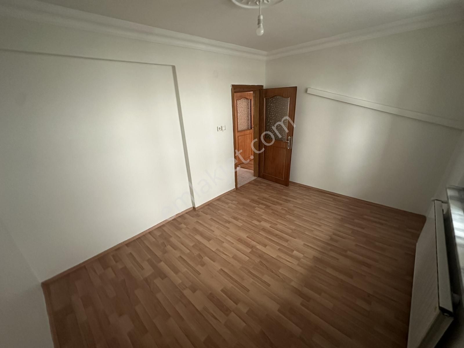 Şeref Emlak Satılık 3+1 Daire 4,650,000 Tl - Görsel 18