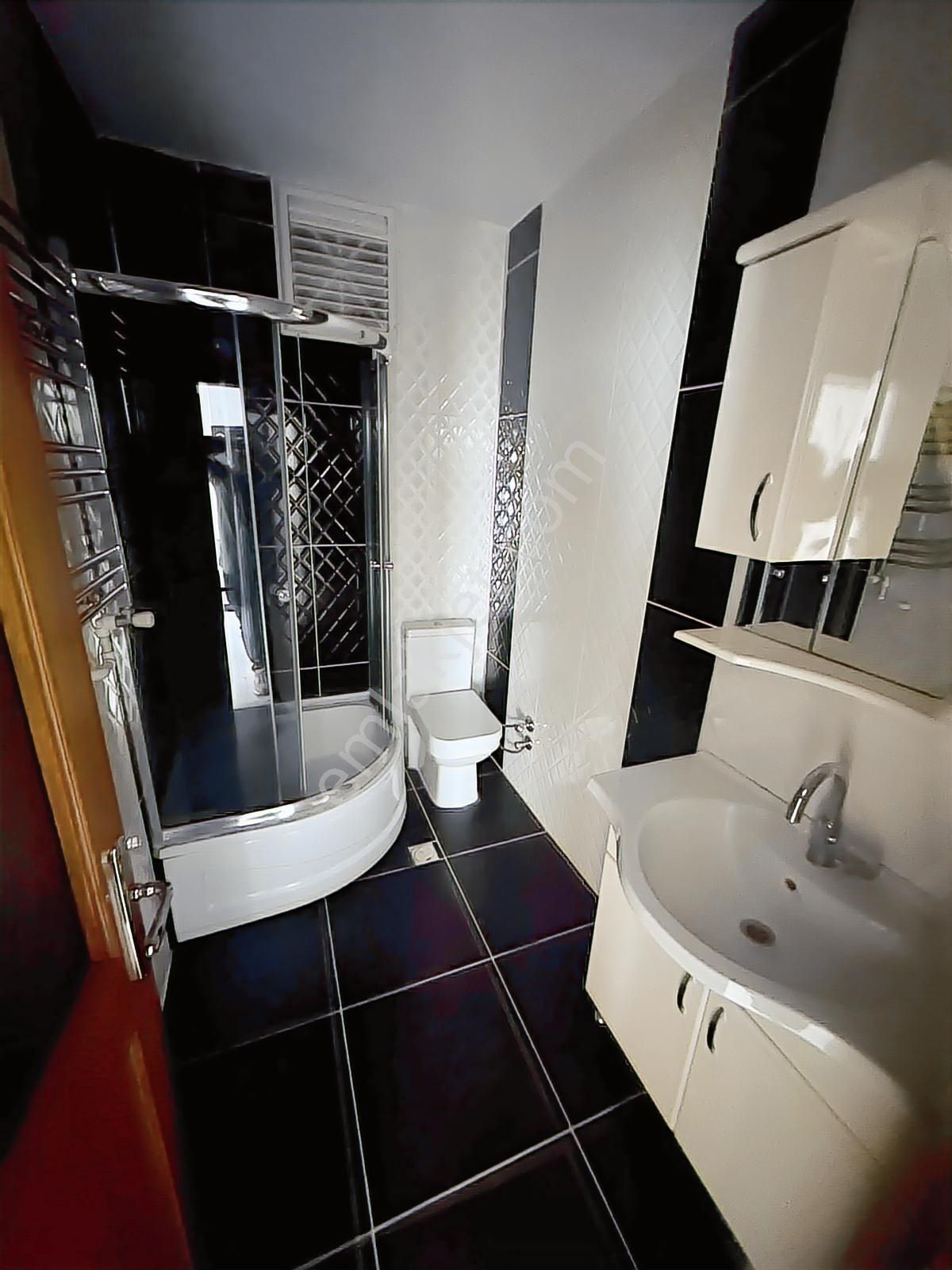 Şeref Emlak Satılık 3+1 Daire 4,650,000 Tl - Görsel 23