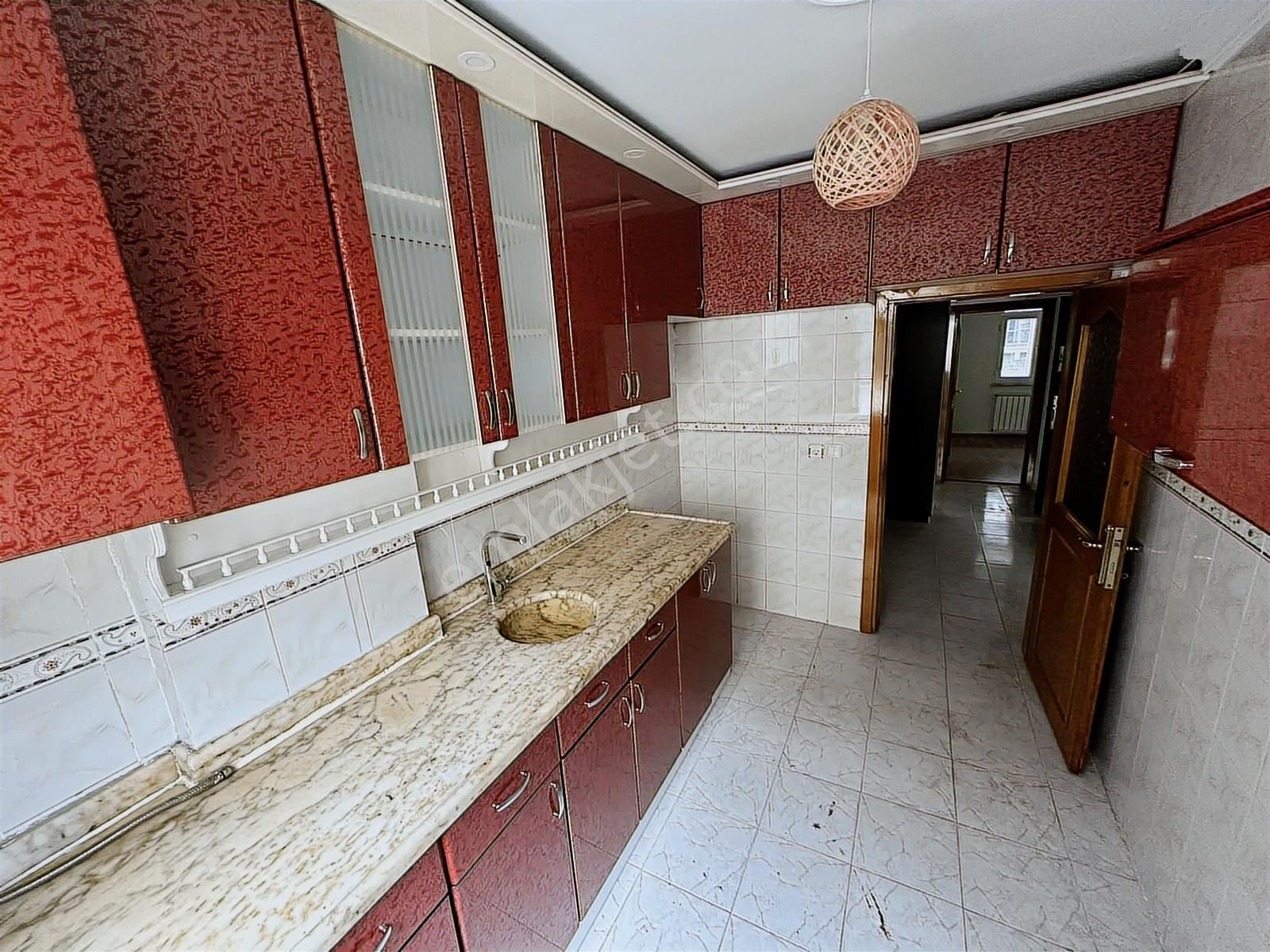 Şeref Emlak Satılık 3+1 Daire 4,650,000 Tl - Görsel 21