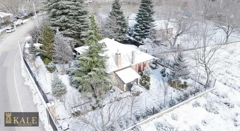 Kale'den Alankıyı Merkezi'nde Harika Çiftlik Evi