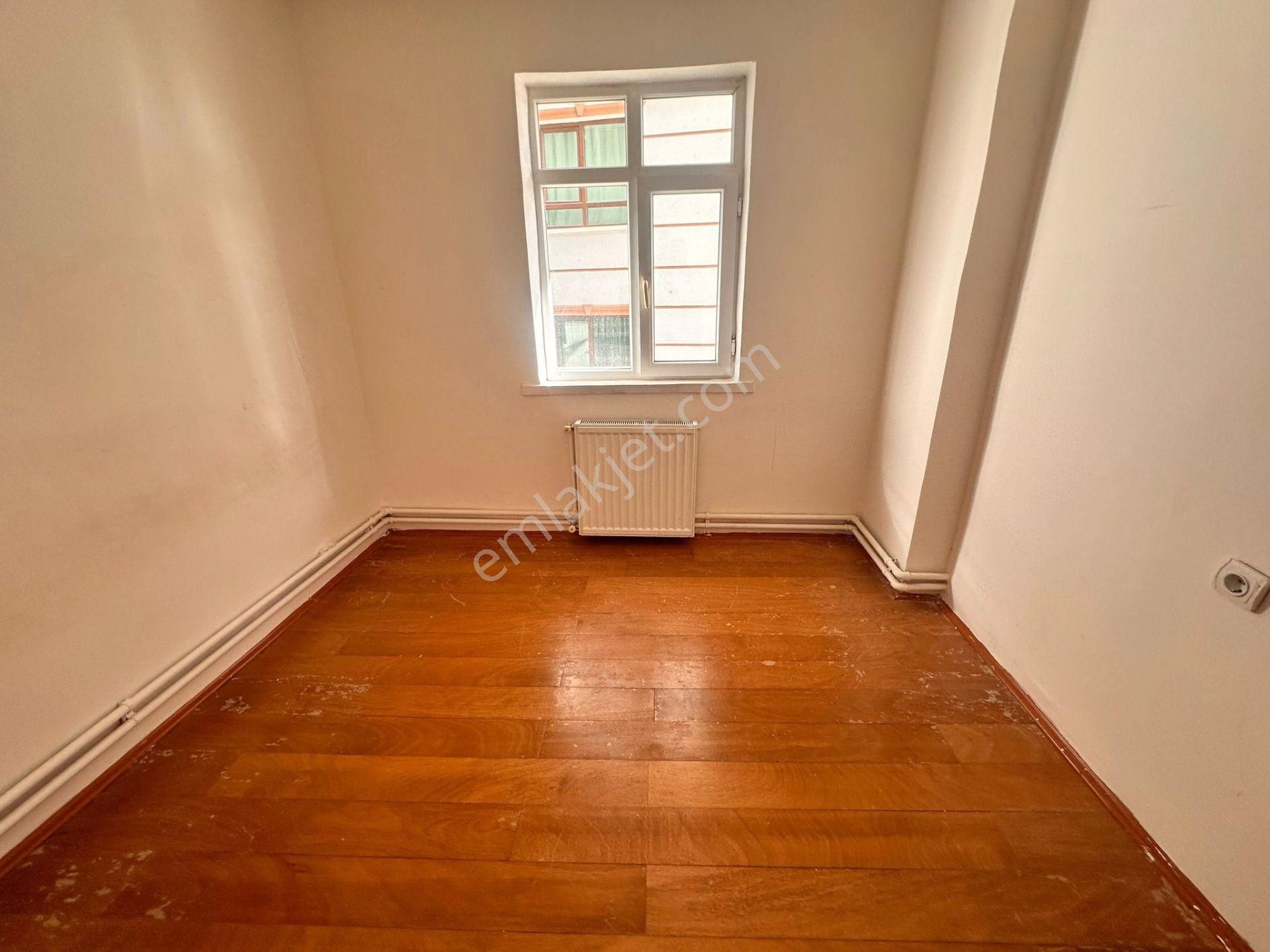 Şafak'tan 19 Mayıs'ta 3+1 Kat Konumlu Güney Cephe Geniş Acil - Görsel 21