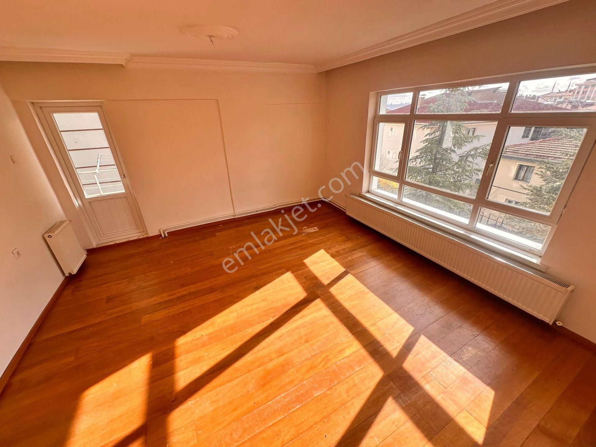 Şafak'tan 19 Mayıs'ta 3+1 Kat Konumlu Güney Cephe Geniş Acil - Görsel 27