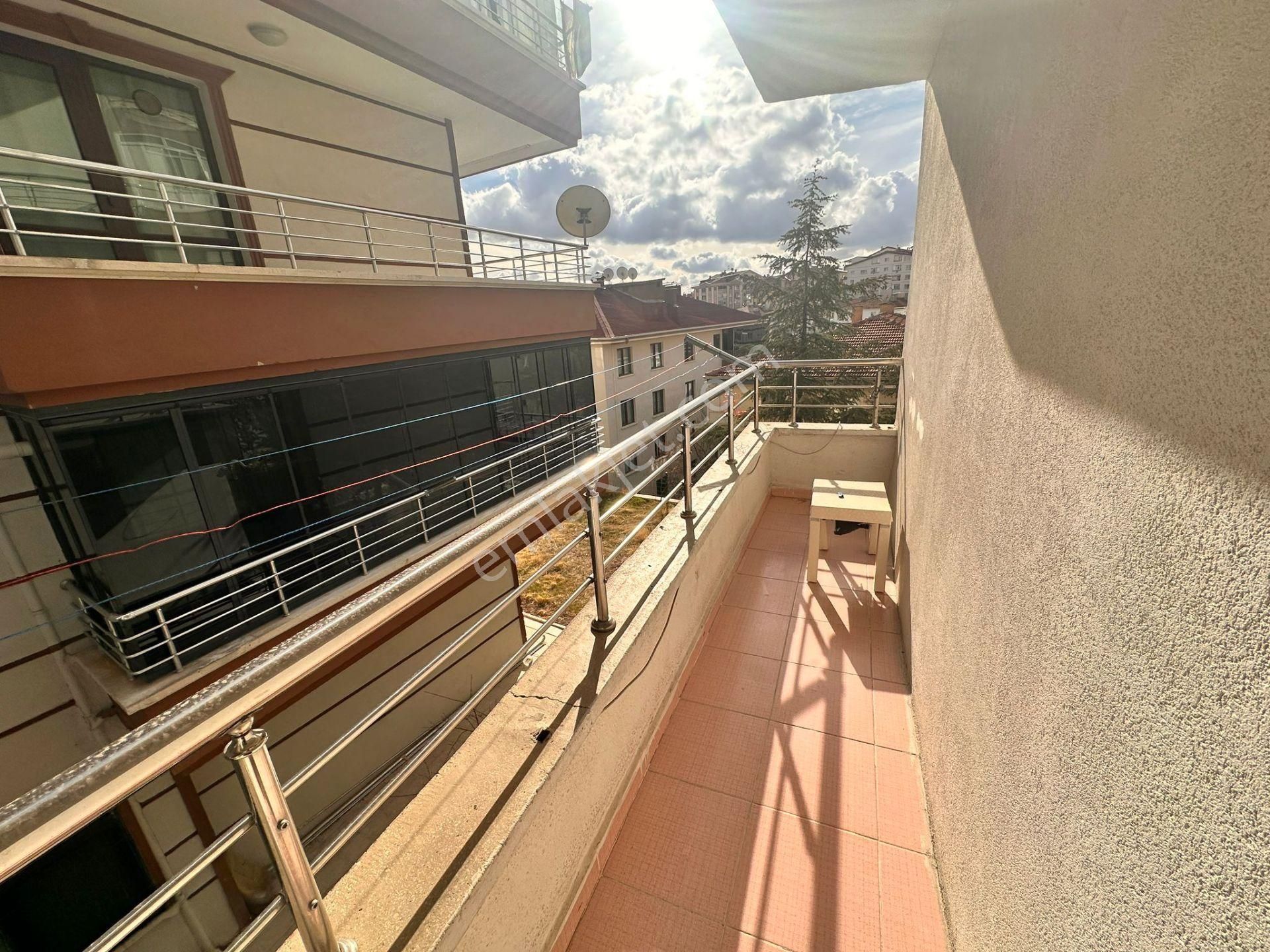 Şafak'tan 19 Mayıs'ta 3+1 Kat Konumlu Güney Cephe Geniş Acil - Görsel 4