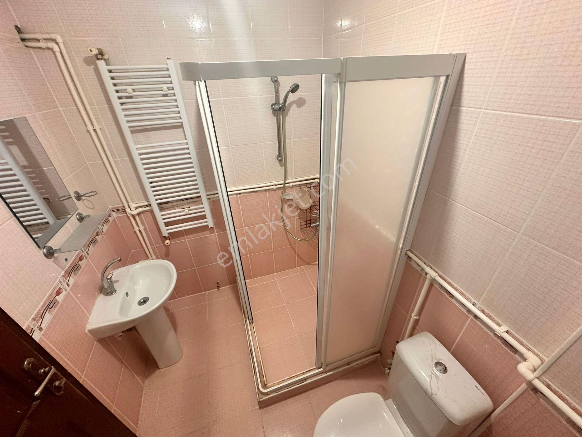 Şafak'tan 19 Mayıs'ta 3+1 Kat Konumlu Güney Cephe Geniş Acil - Görsel 24