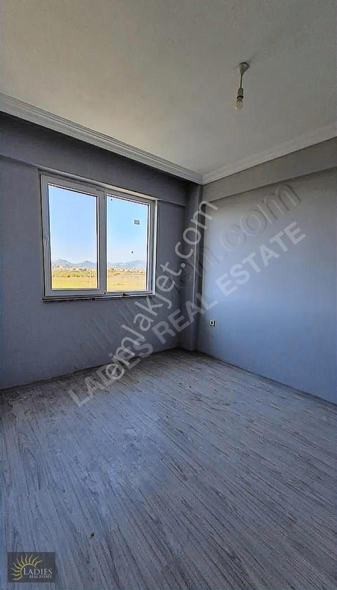 Ladies Gayrimenkulden Şereflerde 1+1 Satılık Daire - Görsel 11