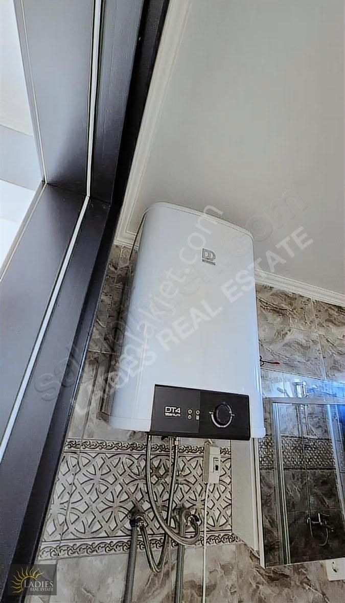 Ladies Gayrimenkulden Şereflerde 1+1 Satılık Daire - Görsel 15
