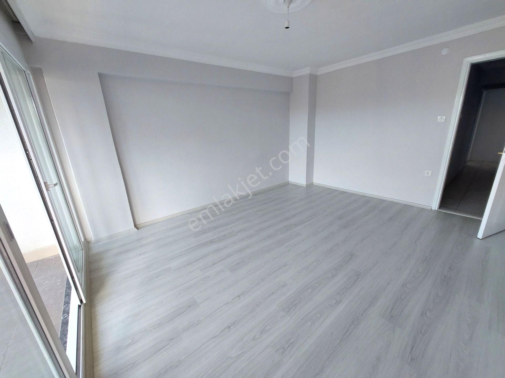 Kuşadası Marina'ya 150 Mt Deniz Manzaralı 2+1 Kiralık Daire - Görsel 8