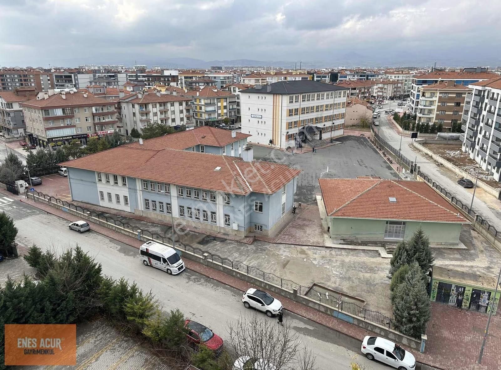 Enes Acur' Dan Fetih Caddesine Cephe 3+1 Kiralık Daire ! - Görsel 25