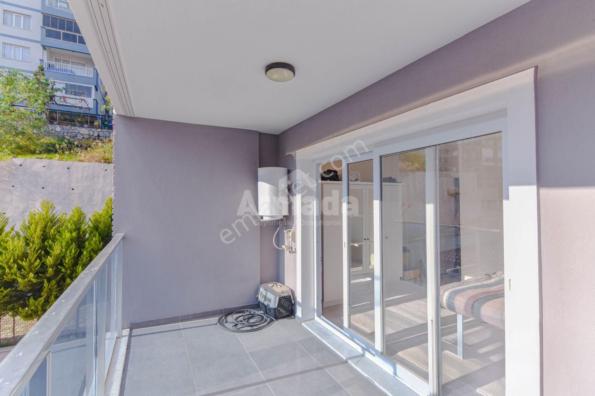 Kuşadası Kadınlar Denizi'nde Çift Cepheli/çift Balkonlu 2+1 - Görsel 16