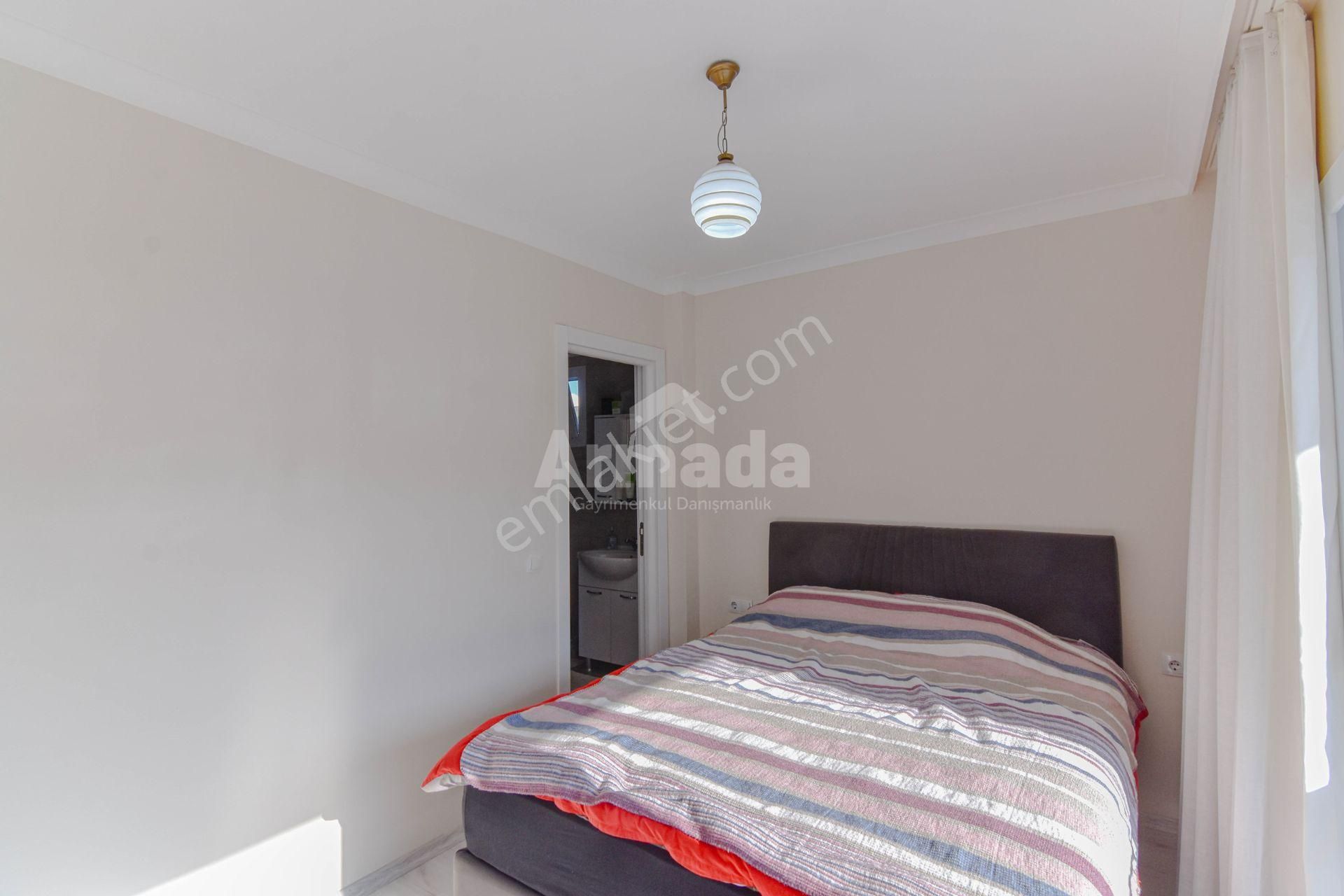 Kuşadası Kadınlar Denizi'nde Çift Cepheli/çift Balkonlu 2+1 - Görsel 13