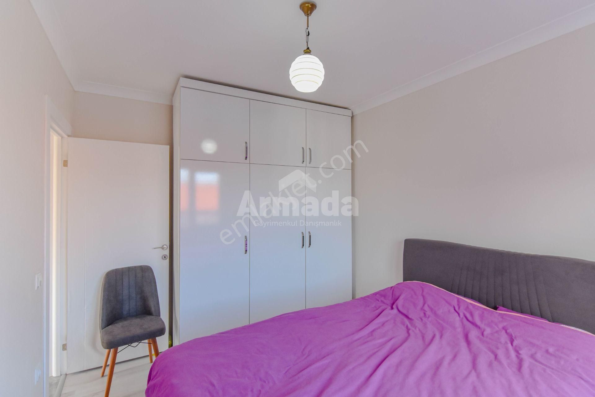 Kuşadası Kadınlar Denizi'nde Çift Cepheli/çift Balkonlu 2+1 - Görsel 19