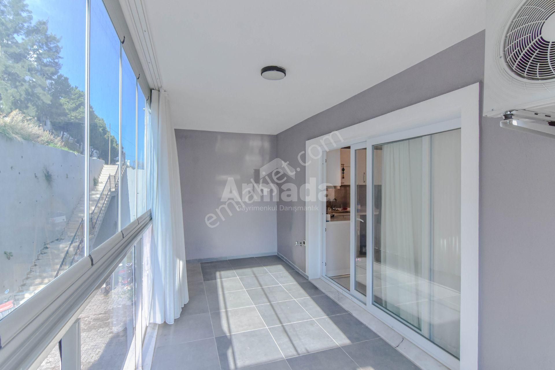 Kuşadası Kadınlar Denizi'nde Çift Cepheli/çift Balkonlu 2+1 - Görsel 11