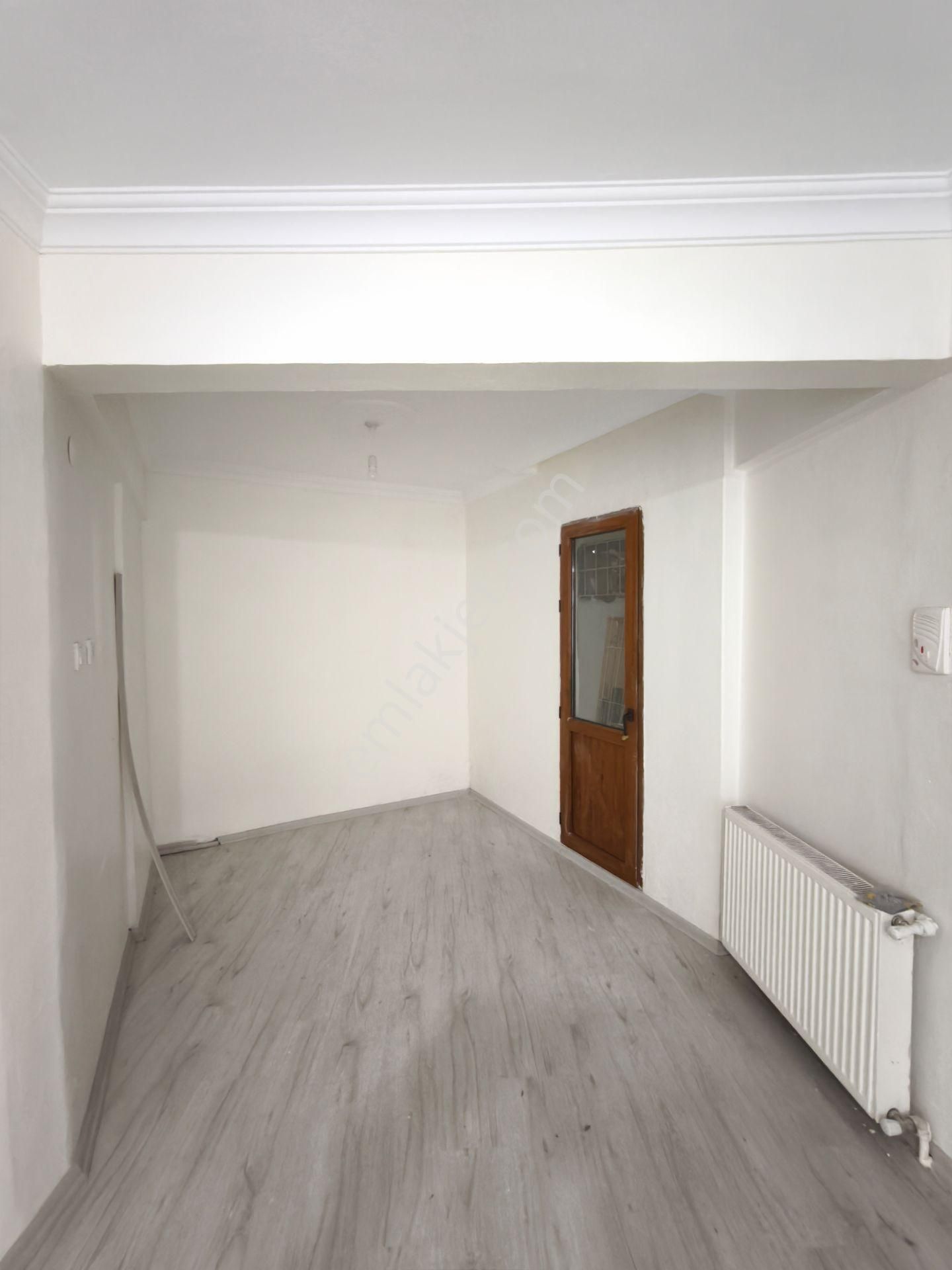 Fatih Ayvansaray Mh 1+1 / 65m2 / Düz Giriş / Masrafsız / Metrobüse 10 Dk - Görsel 8