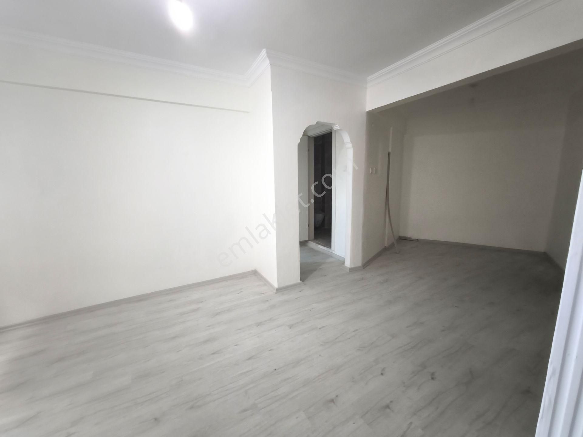 Fatih Ayvansaray Mh 1+1 / 65m2 / Düz Giriş / Masrafsız / Metrobüse 10 Dk - Görsel 7