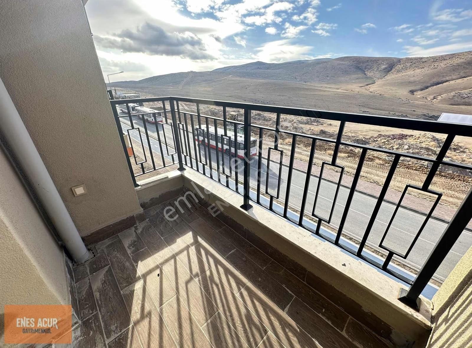 Enes Acur' Dan Ardıçlı Toki'de 2+1 R Blok Arakat Kiralık Daire - Görsel 11