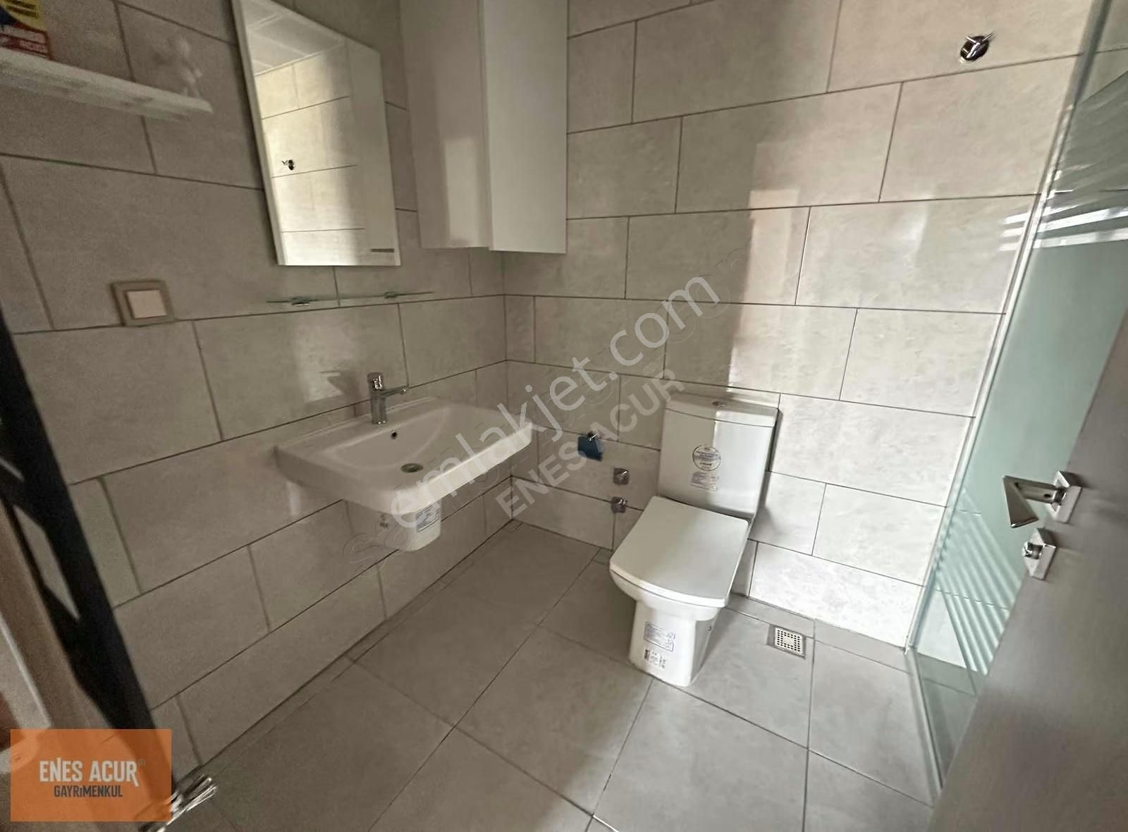 Enes Acur' Dan Ardıçlı Toki'de 2+1 R Blok Arakat Kiralık Daire - Görsel 3