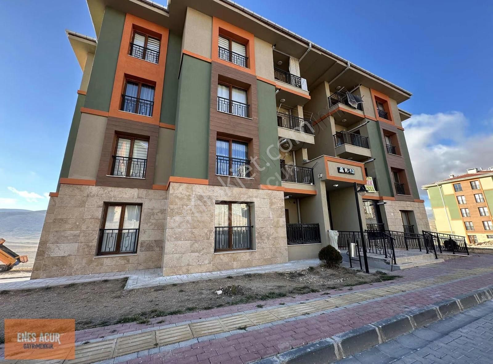 Enes Acur' Dan Ardıçlı Toki'de 2+1 R Blok Arakat Kiralık Daire
