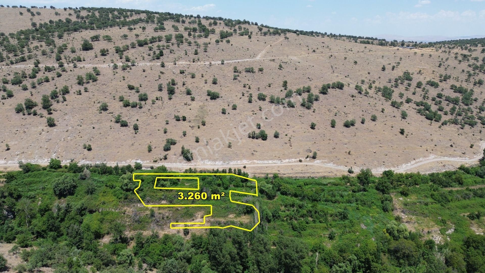 Meram Çukurçimen De 3.260 M2 Müstakil Tapulu Bahçe