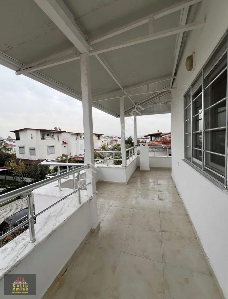 Güzelçamlıda Havuzlu Site İçinde 4+1 Köşe Konumlu Villa Satılık - Görsel 17