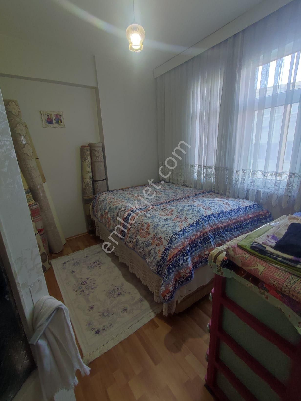 Çınar Mahallesinde Ana Cadde Ve Metroya Cephe Merkezi Konumlu 3+1 Daire - Görsel 6