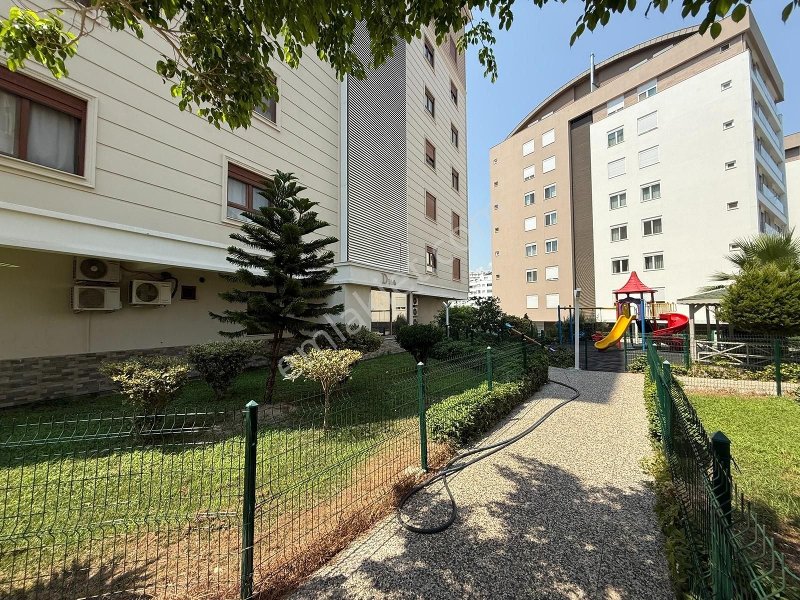 Havuzlu Güvenlikli Sitede 4+1 Kiralık (klima+d.gaz) - Görsel 8