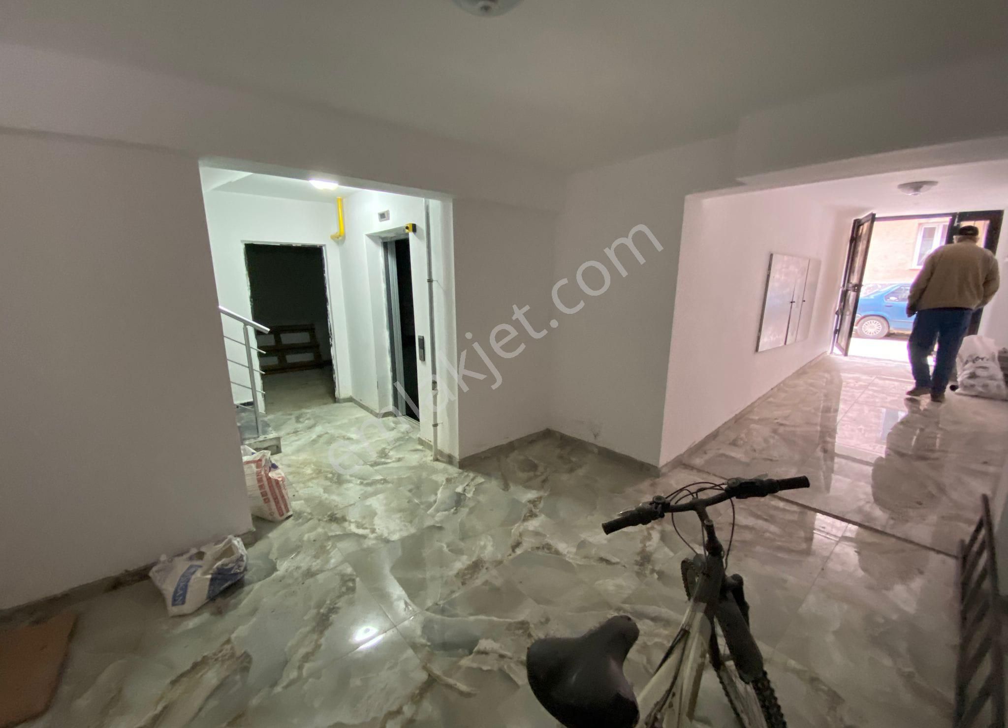 Akademi'den Çamlıca'da Ayrı Mutfaklı Sıfır 1+1 Satılık Daire - Görsel 9