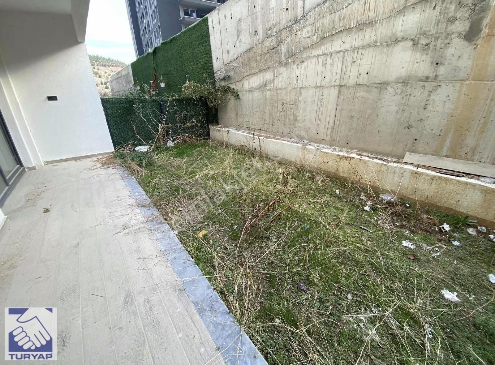 Koru İdeal Sitesinde 2+1 Ebeveyn Banyolu Kendisine Ait Bahçeli - Görsel 4