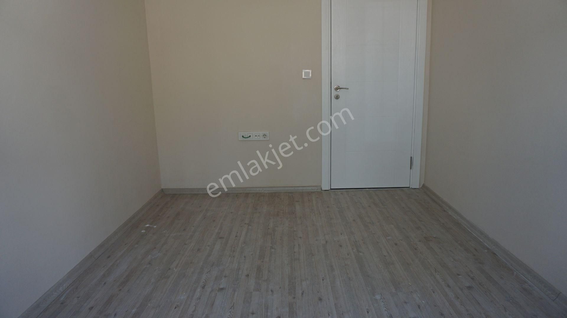 Çiğli Esentepede Kiralık Acık Mutfak Dogalgazlı Daire - Görsel 24