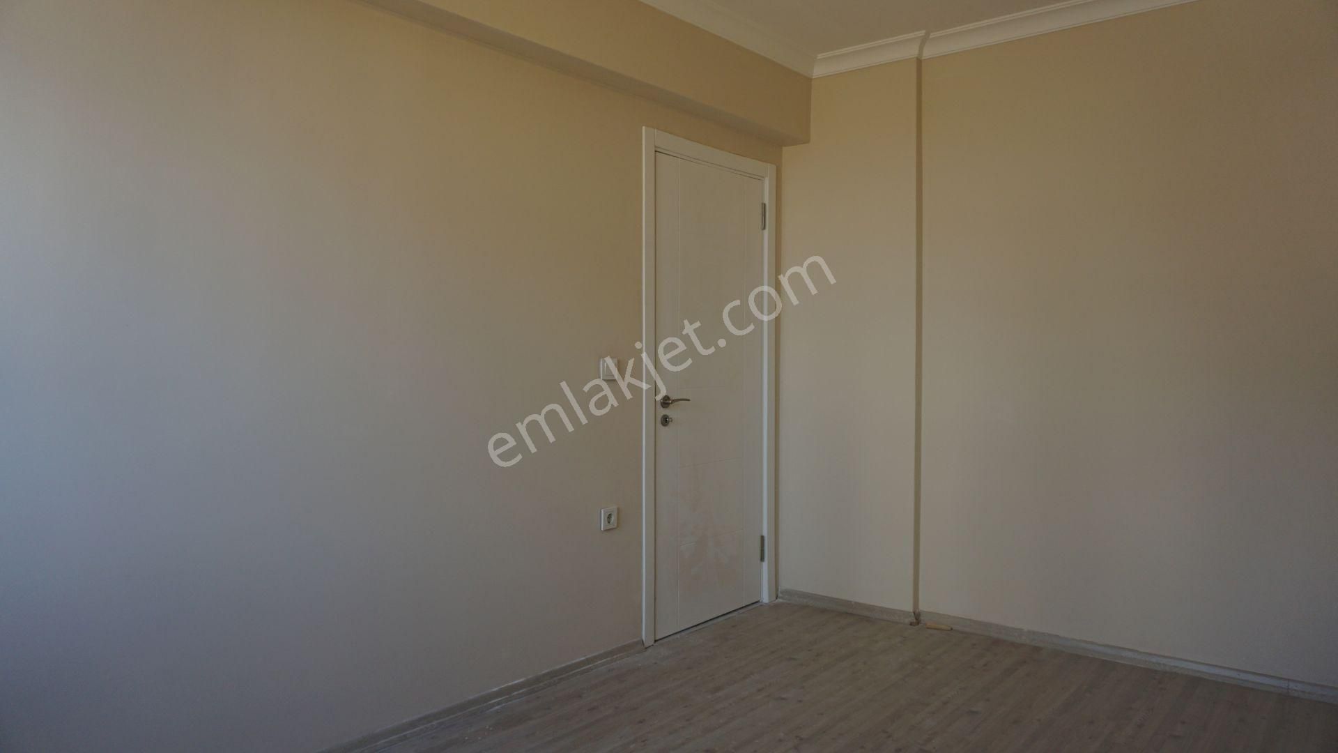 Çiğli Esentepede Kiralık Acık Mutfak Dogalgazlı Daire - Görsel 18
