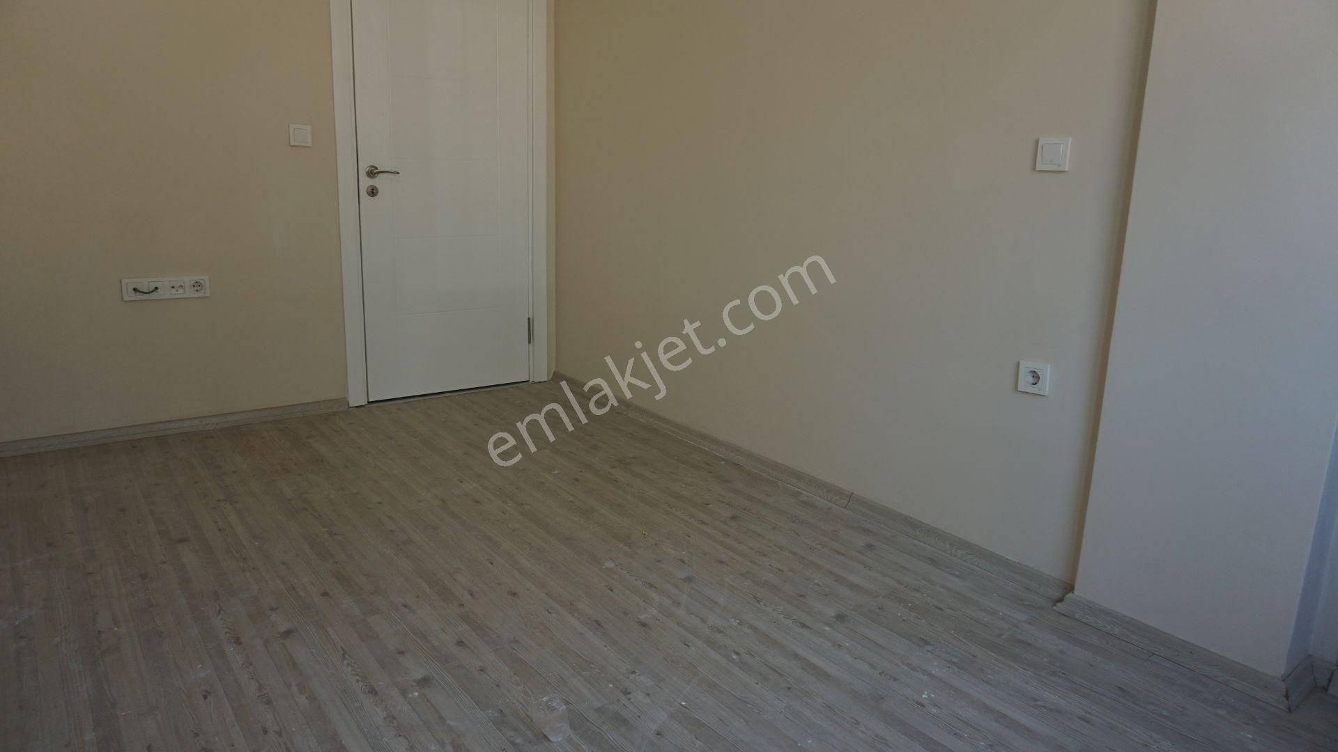 Çiğli Esentepede Kiralık Acık Mutfak Dogalgazlı Daire - Görsel 25