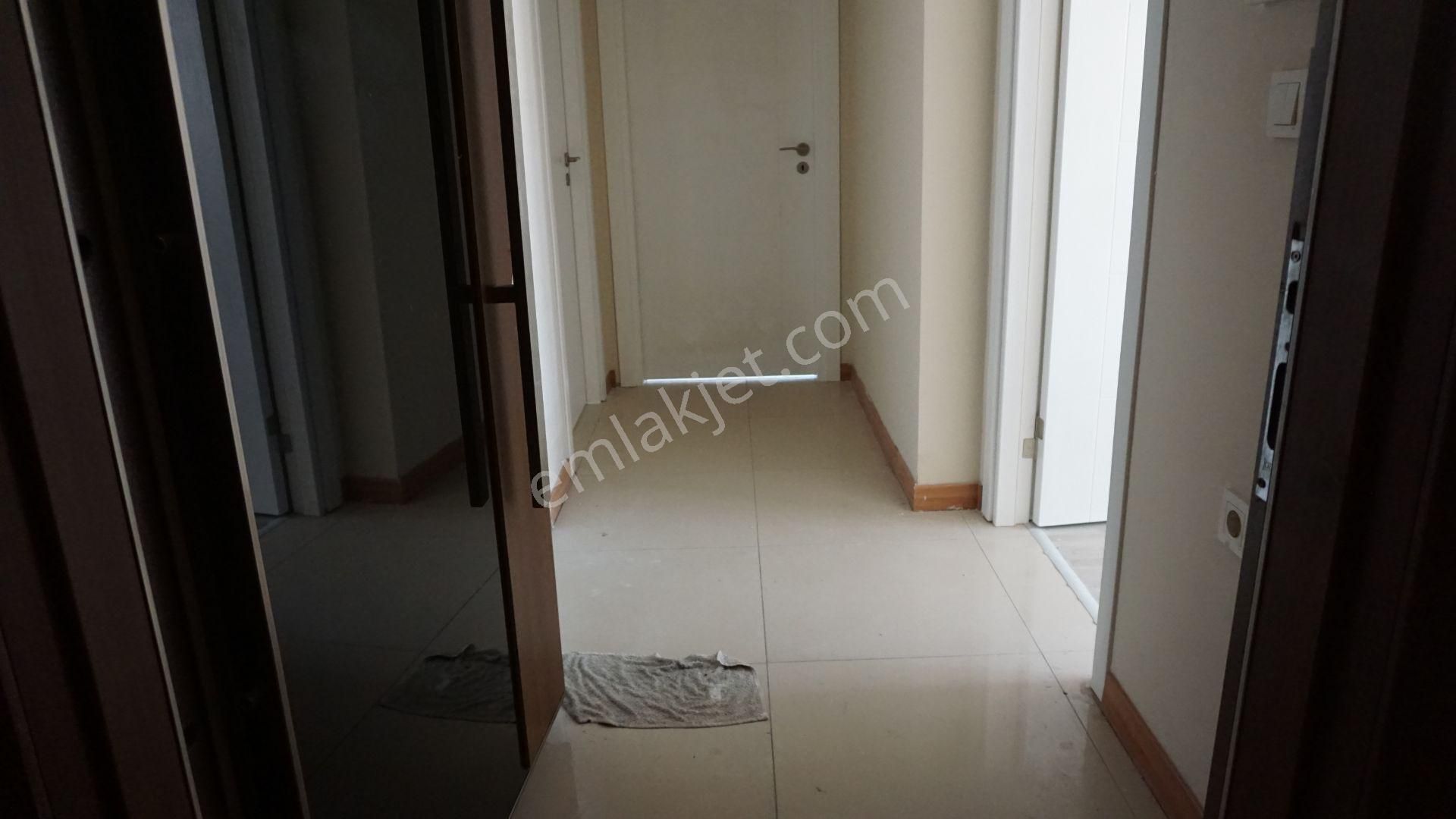 Çiğli Esentepede Kiralık Acık Mutfak Dogalgazlı Daire - Görsel 34