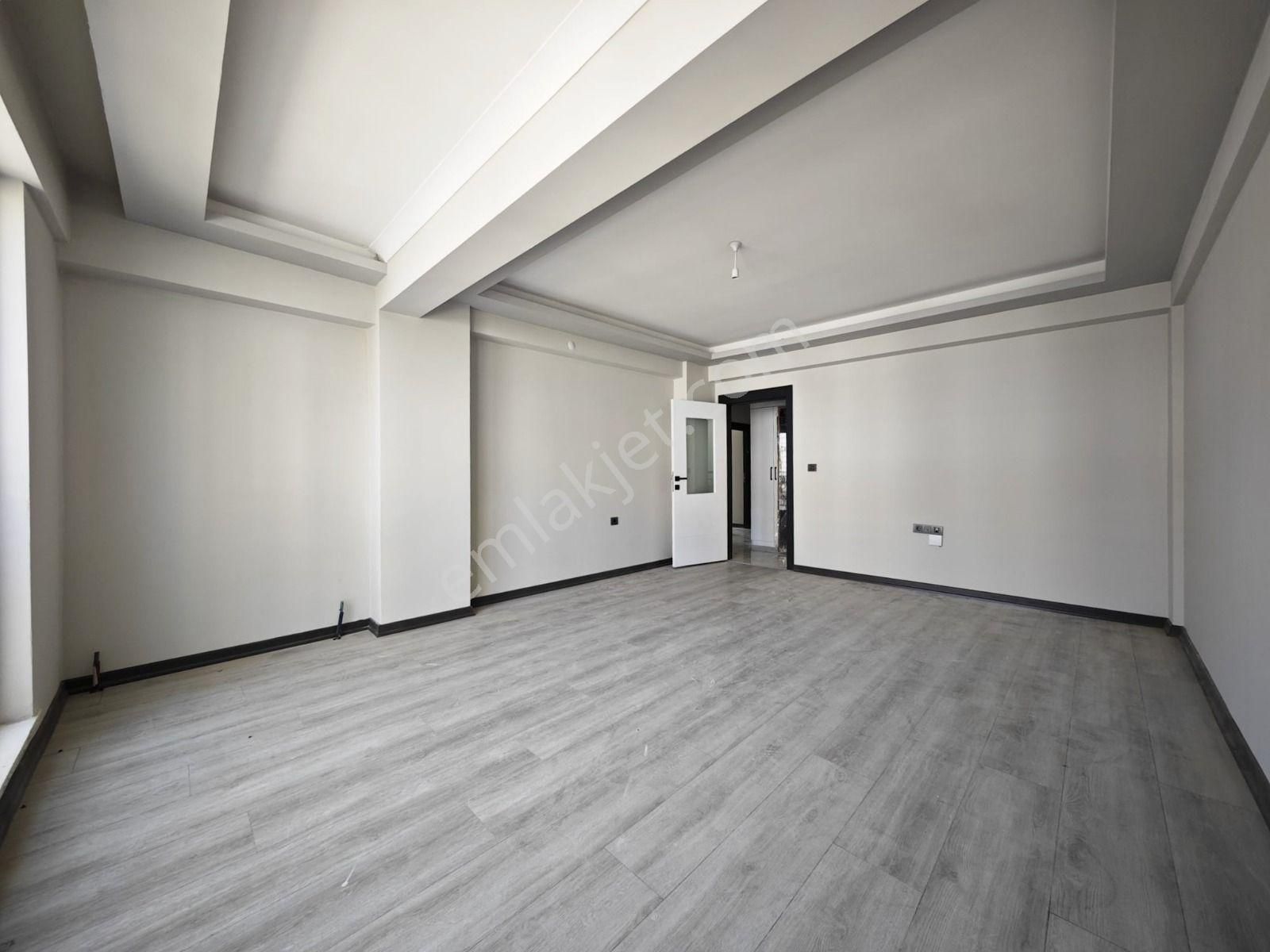 Bostancık Caddesi Yakınında Asansörlü 3+1 Ara Kat Satılık Sıfır Daire !! - Görsel 5