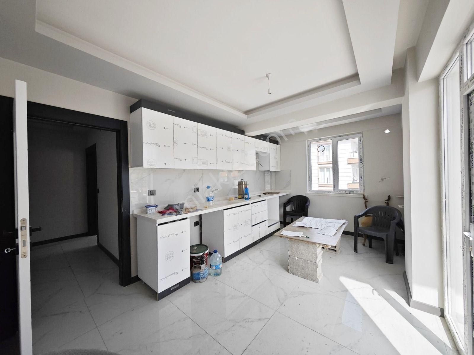 Bostancık Caddesi Yakınında Asansörlü 3+1 Ara Kat Satılık Sıfır Daire !!