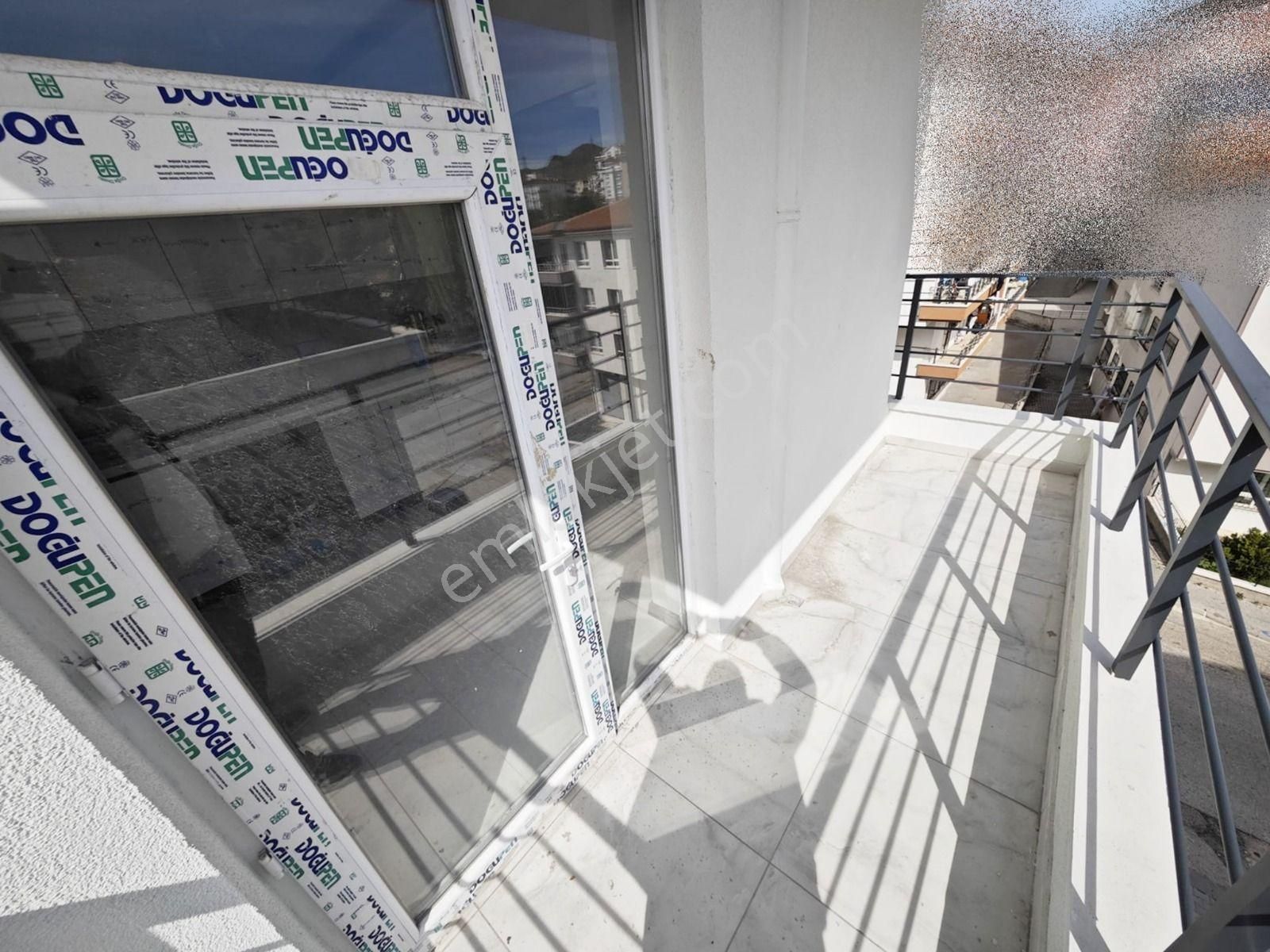 Bostancık Caddesi Yakınında Asansörlü 3+1 Ara Kat Satılık Sıfır Daire !! - Görsel 17