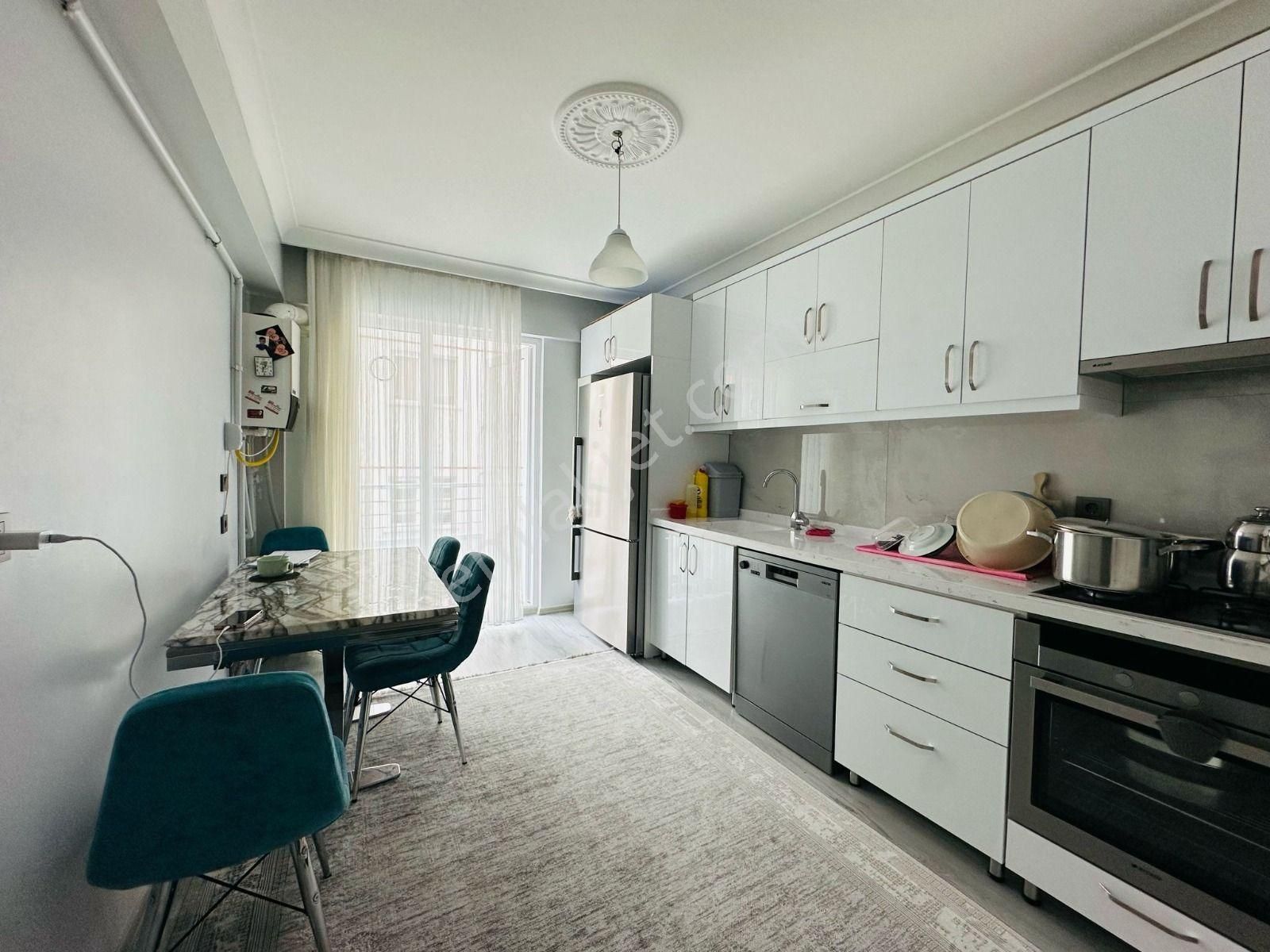 Ekin'de Yüzme Havuzu Yakınında Full Yapılı Asansörlü 3+1 Ara Kat Satılık Daire !! - Görsel 25