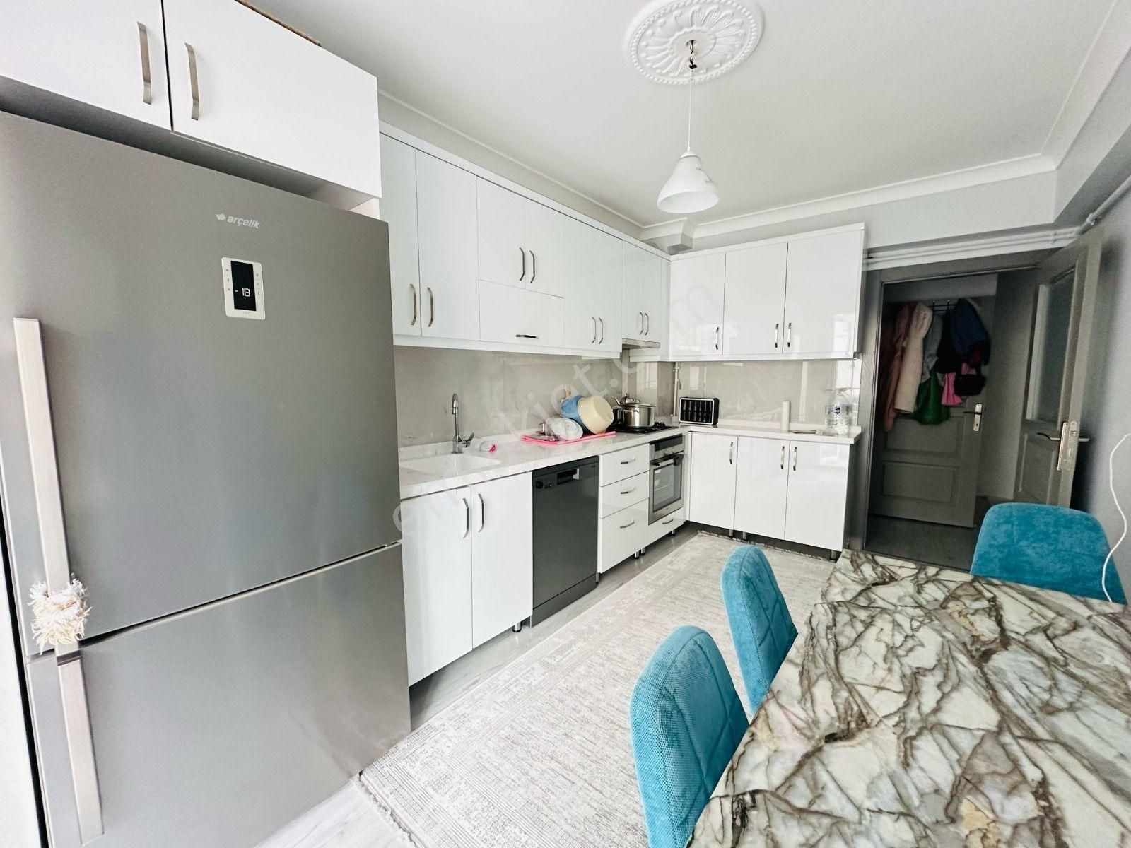 Ekin'de Yüzme Havuzu Yakınında Full Yapılı Asansörlü 3+1 Ara Kat Satılık Daire !! - Görsel 7