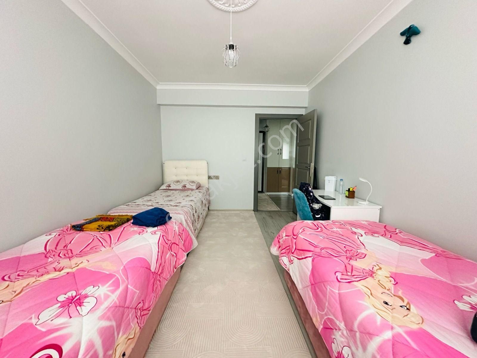 Ekin'de Yüzme Havuzu Yakınında Full Yapılı Asansörlü 3+1 Ara Kat Satılık Daire !! - Görsel 10