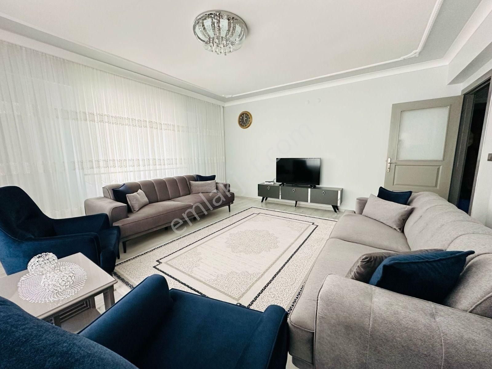 Ekin'de Yüzme Havuzu Yakınında Full Yapılı Asansörlü 3+1 Ara Kat Satılık Daire !! - Görsel 4