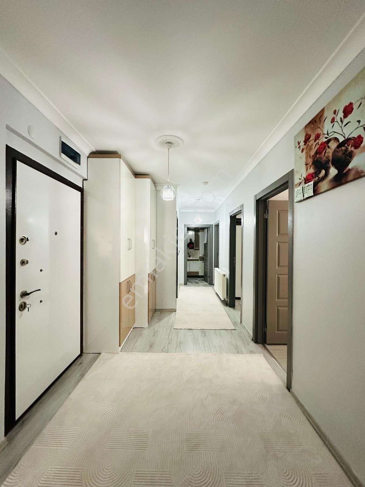 Ekin'de Yüzme Havuzu Yakınında Full Yapılı Asansörlü 3+1 Ara Kat Satılık Daire !! - Görsel 26